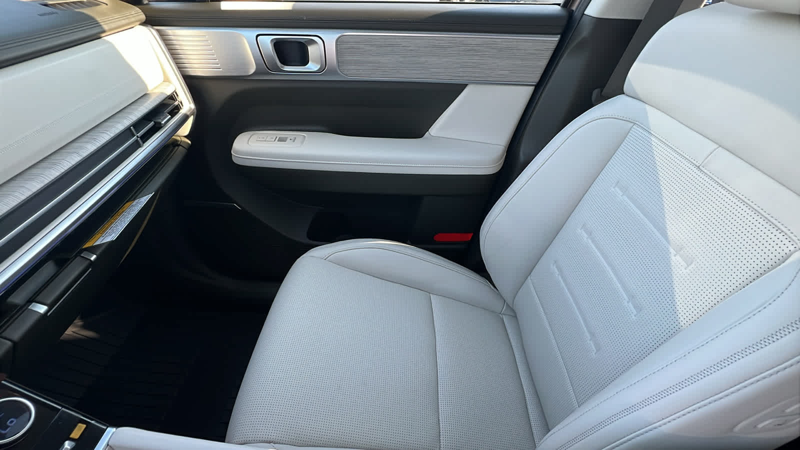 Thumbnail: 2025 Hyundai Santa Fe - 12