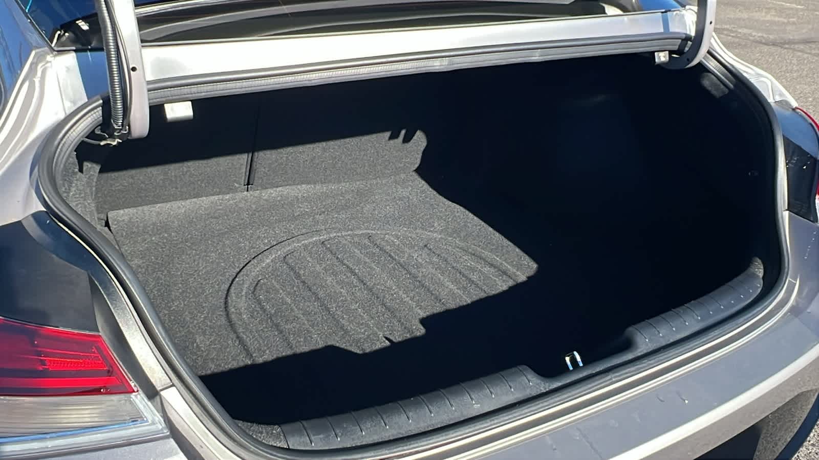 Thumbnail: 2023 Hyundai Elantra - 27