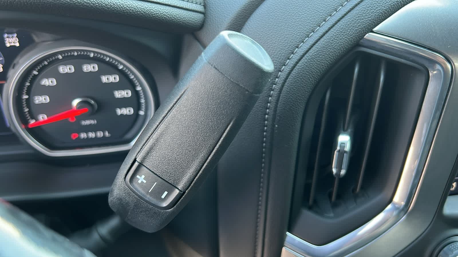 Thumbnail: 2022 Chevrolet Silverado 1500 - 13