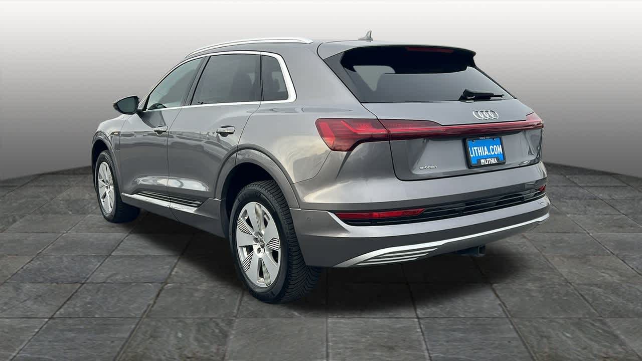 Thumbnail: 2019 Audi e-tron - 7