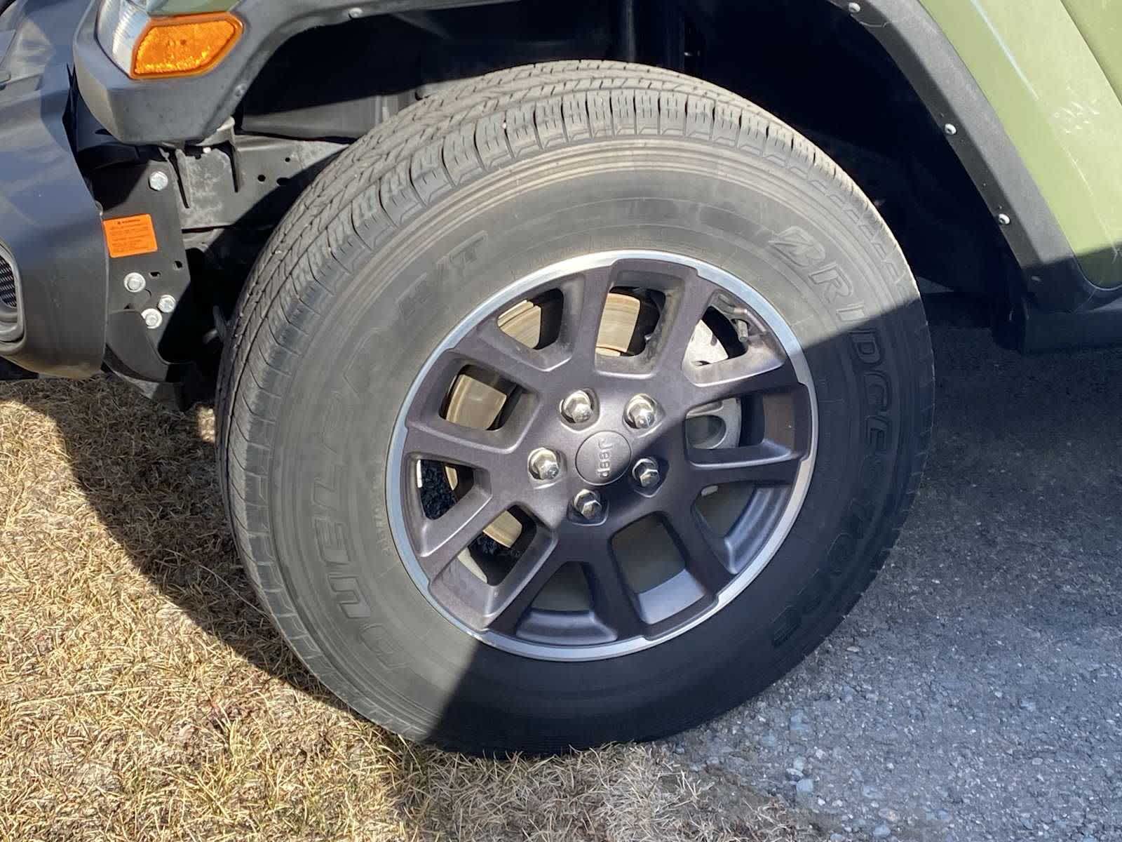 Thumbnail: 2022 Jeep Gladiator - 13