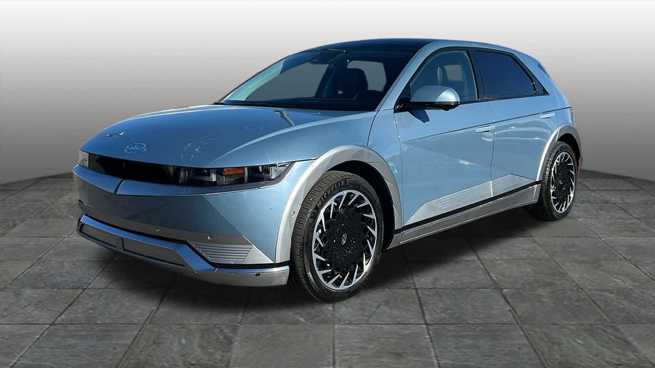 Thumbnail: 2023 Hyundai Ioniq 5 - 1