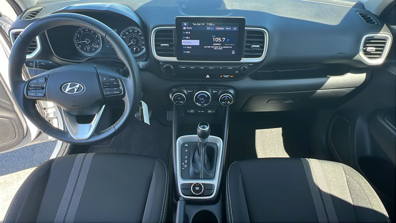 Thumbnail: 2022 Hyundai Venue - 26