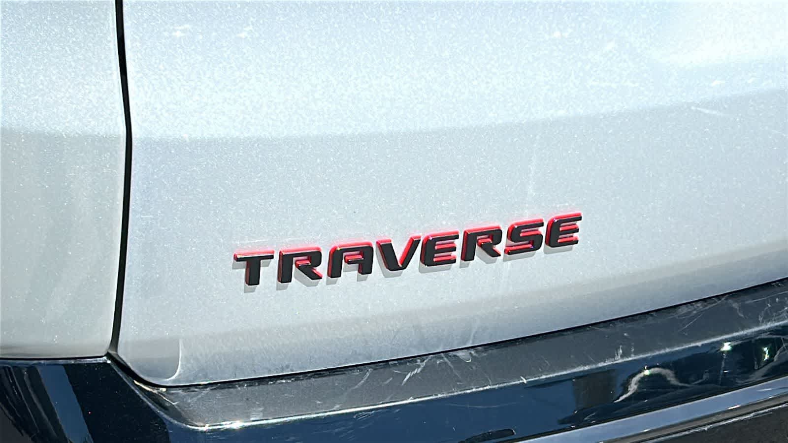 Thumbnail: 2021 Chevrolet Traverse - 28
