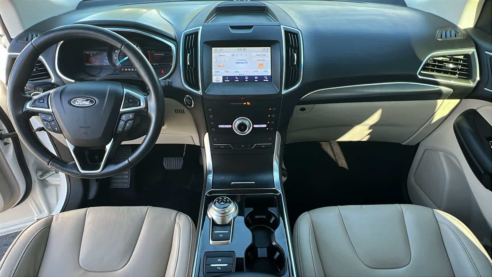 Thumbnail: 2020 Ford Edge - 26