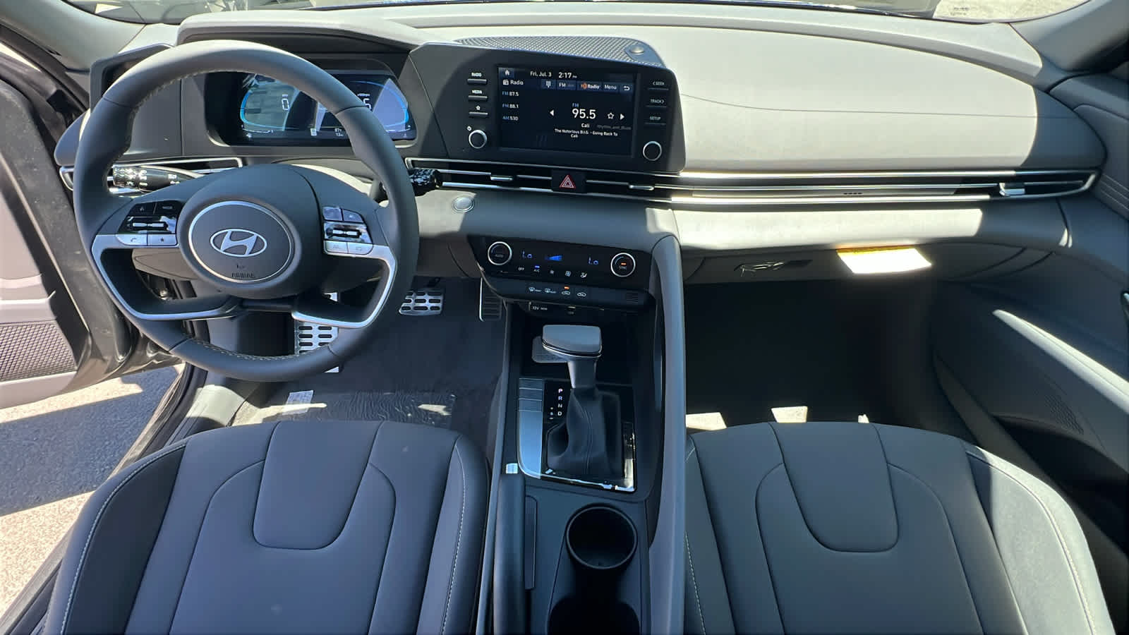 Thumbnail: 2026 Hyundai Elantra - 26