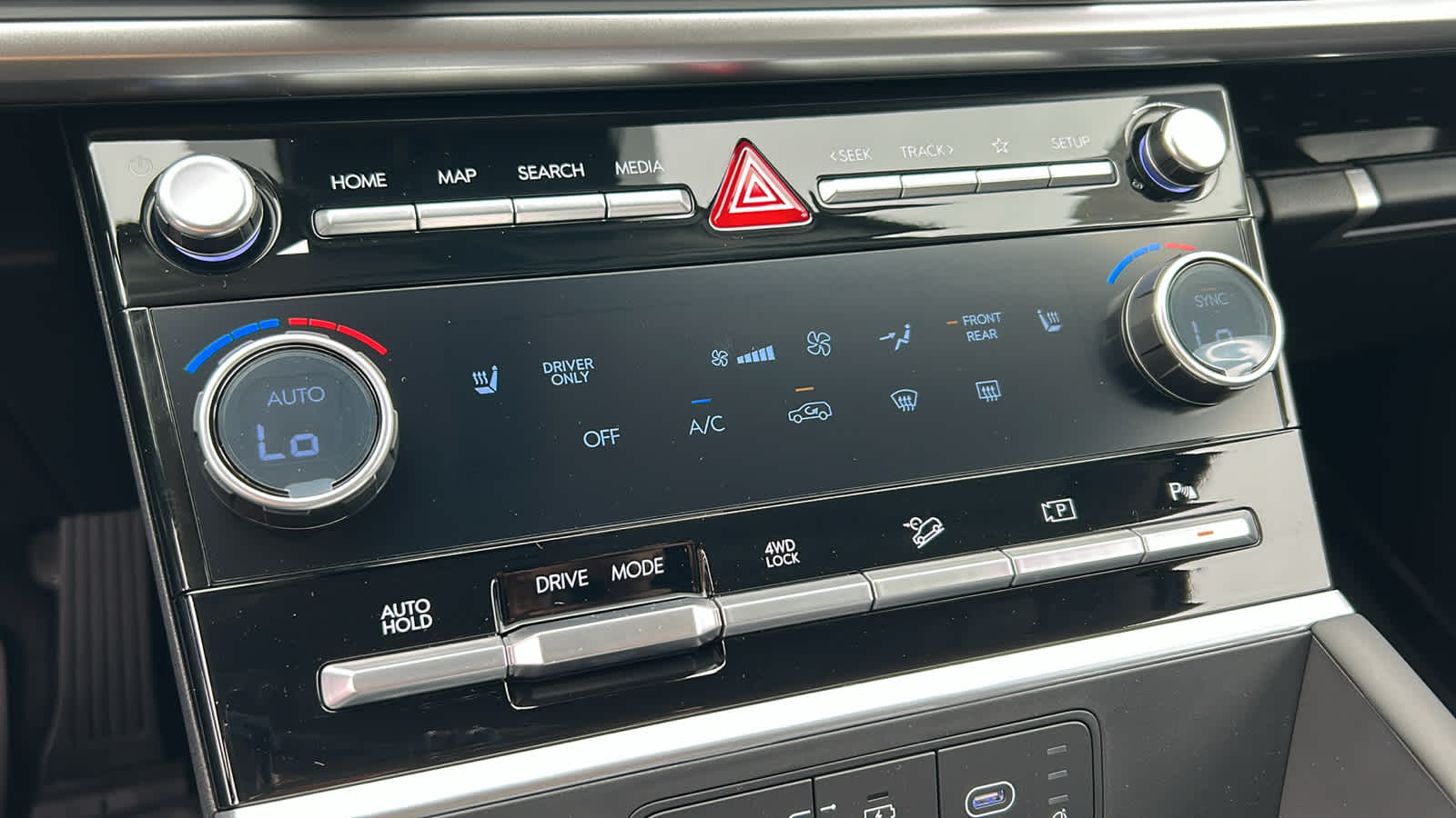 Thumbnail: 2026 Hyundai Santa Fe - 14