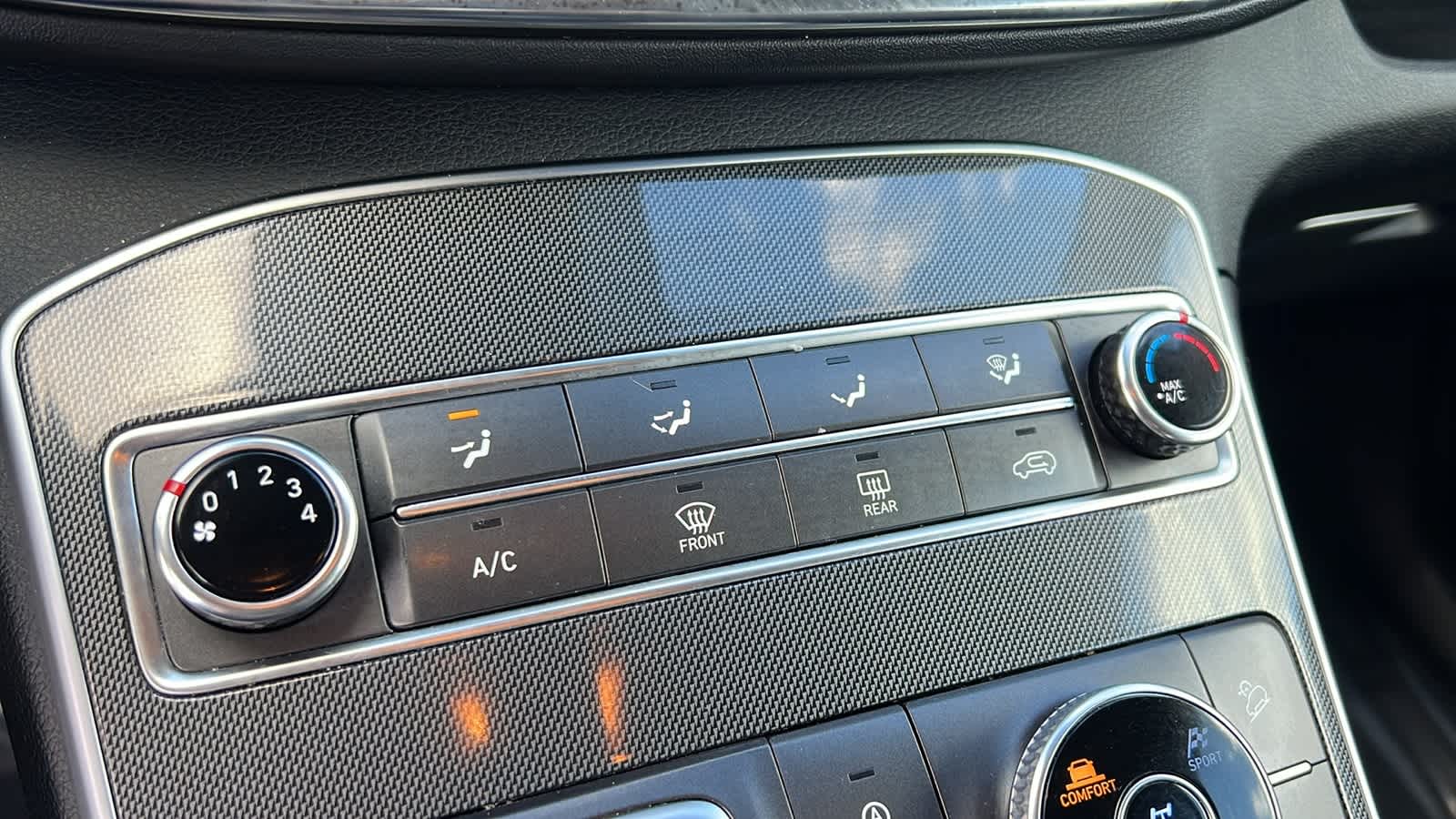 Thumbnail: 2021 Hyundai Santa Fe - 14