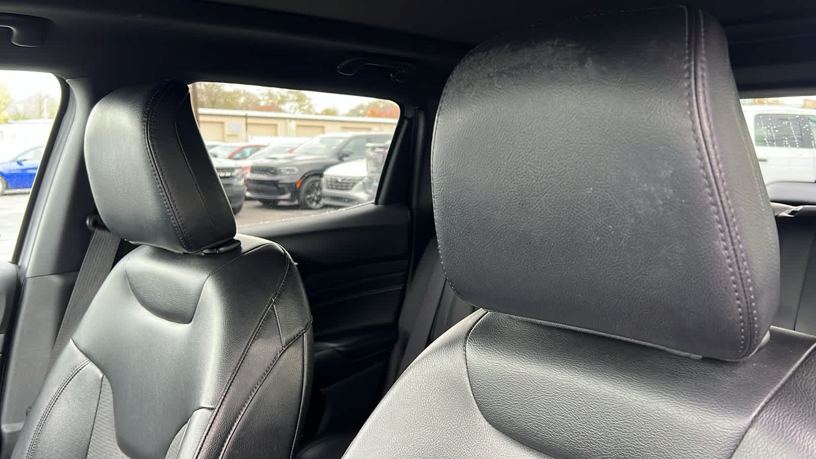 Thumbnail: 2022 Jeep Compass - 11