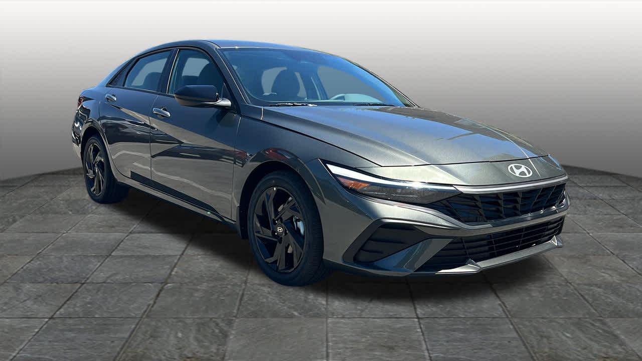 Thumbnail: 2026 Hyundai Elantra - 3