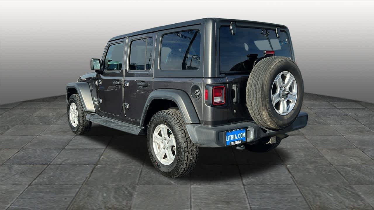 Thumbnail: 2019 Jeep Wrangler - 7