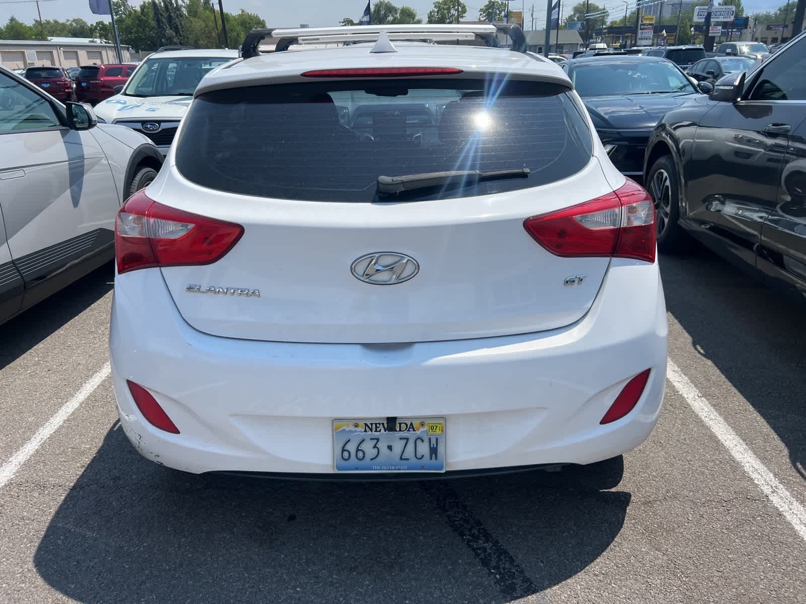 Thumbnail: 2016 Hyundai Elantra - 3