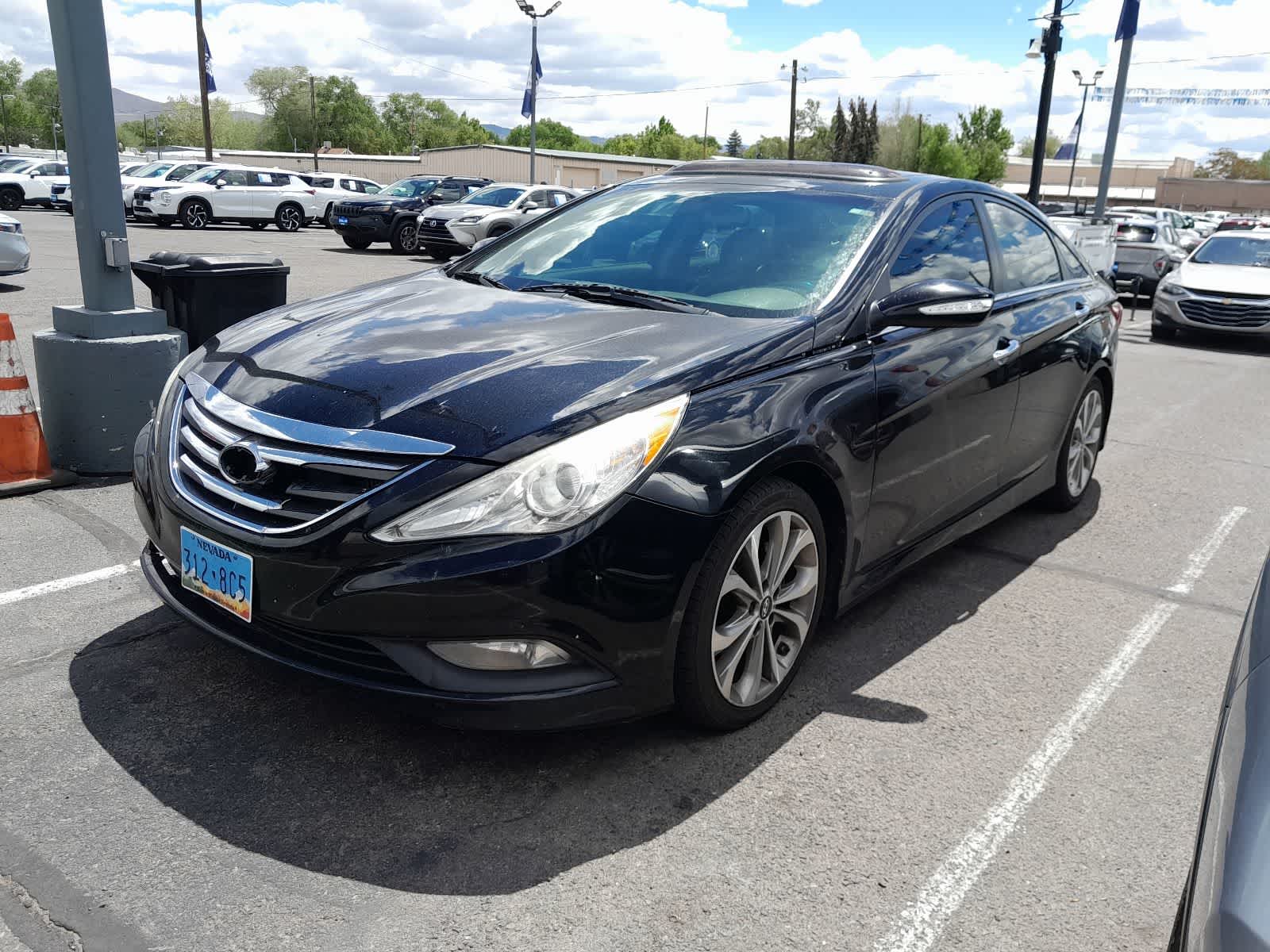 Thumbnail: 2014 Hyundai Sonata - 2