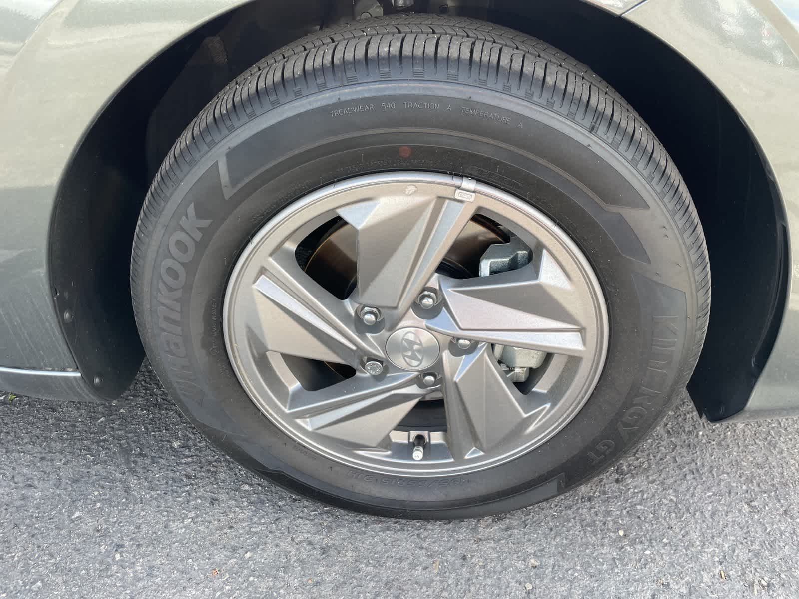 2025 Hyundai Elantra SE 8