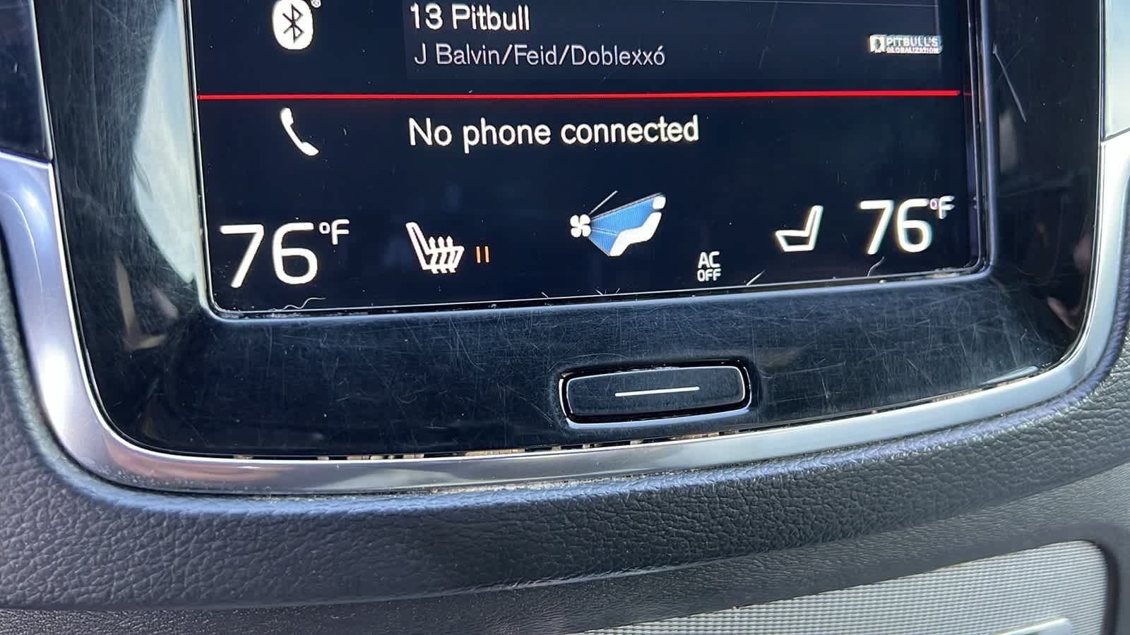 Thumbnail: 2020 Volvo XC90 - 14