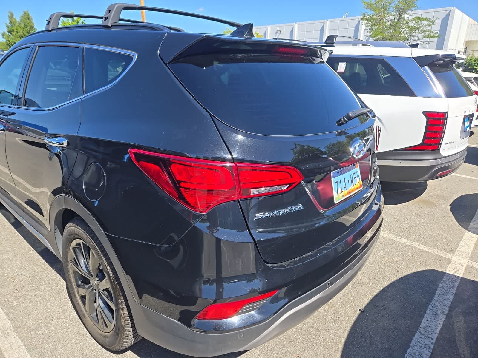 Thumbnail: 2017 Hyundai Santa Fe - 8