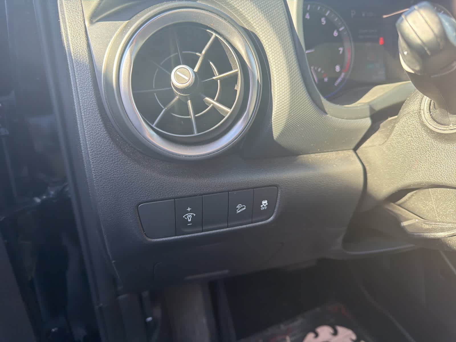 Thumbnail: 2023 Hyundai Kona - 9