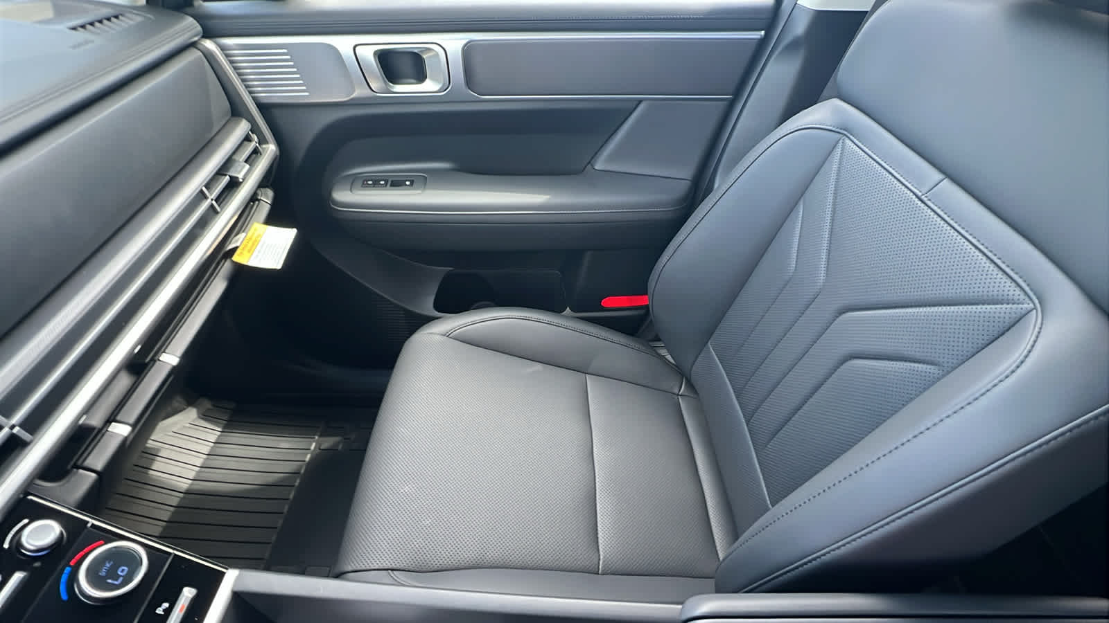 Thumbnail: 2026 Hyundai Santa Fe - 12