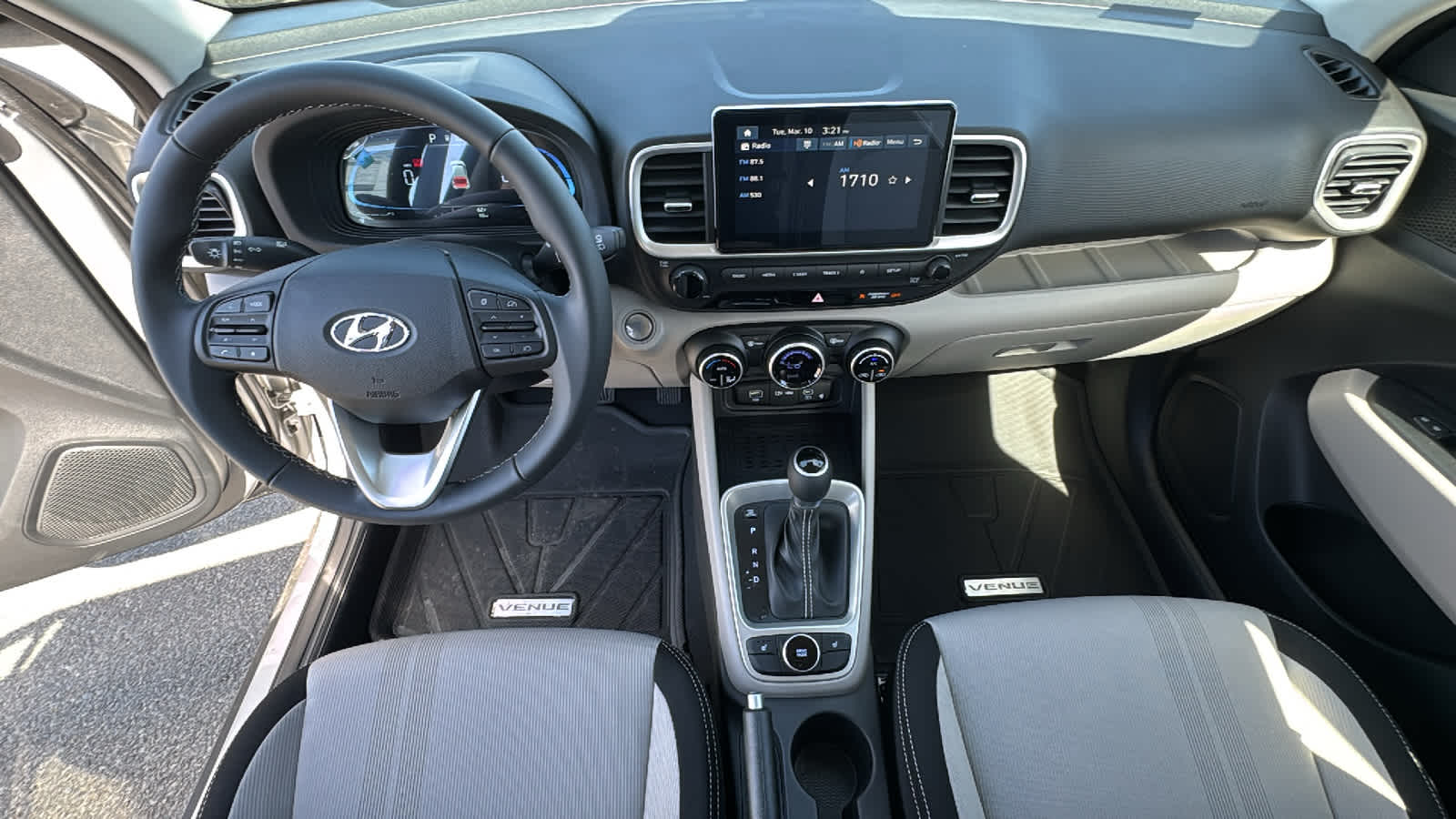 Thumbnail: 2026 Hyundai Venue - 26