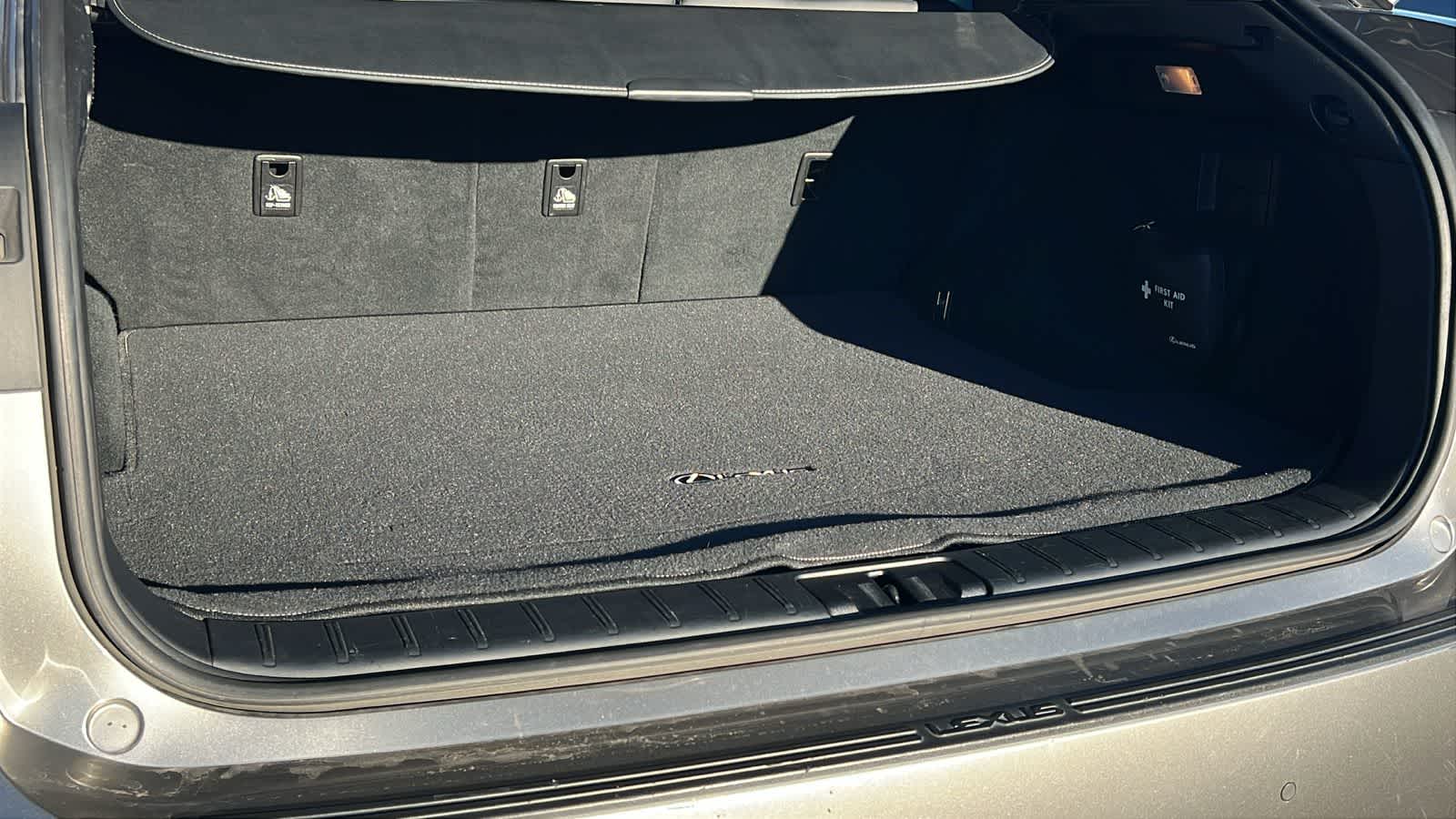 Thumbnail: 2018 Lexus RX - 27