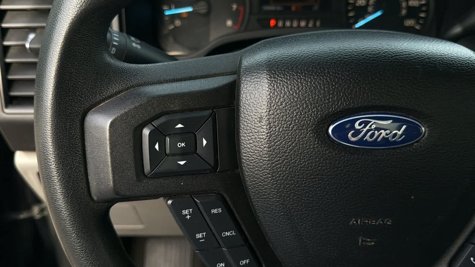 Thumbnail: 2018 Ford F-150 - 19