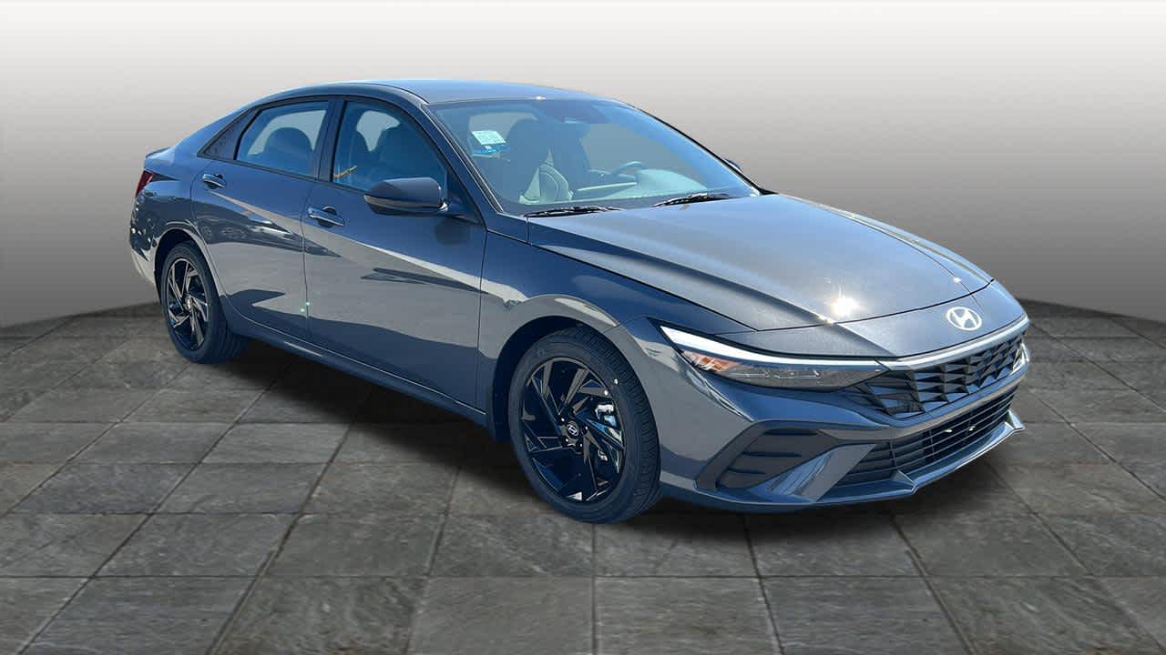 Thumbnail: 2026 Hyundai Elantra - 3
