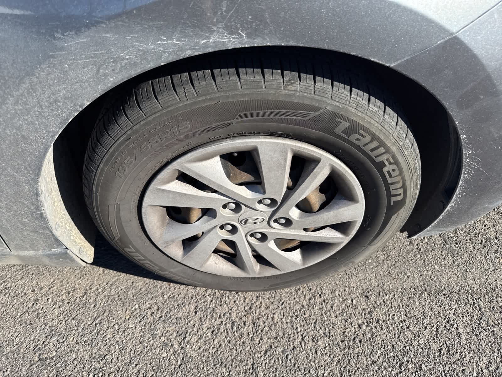 Thumbnail: 2019 Hyundai Elantra - 8