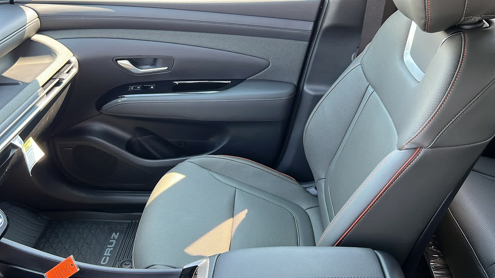 Thumbnail: 2025 Hyundai Santa Cruz - 12