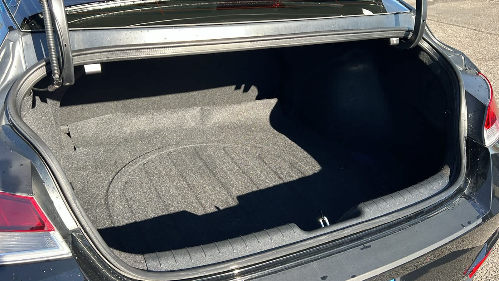 Thumbnail: 2023 Hyundai Elantra - 27