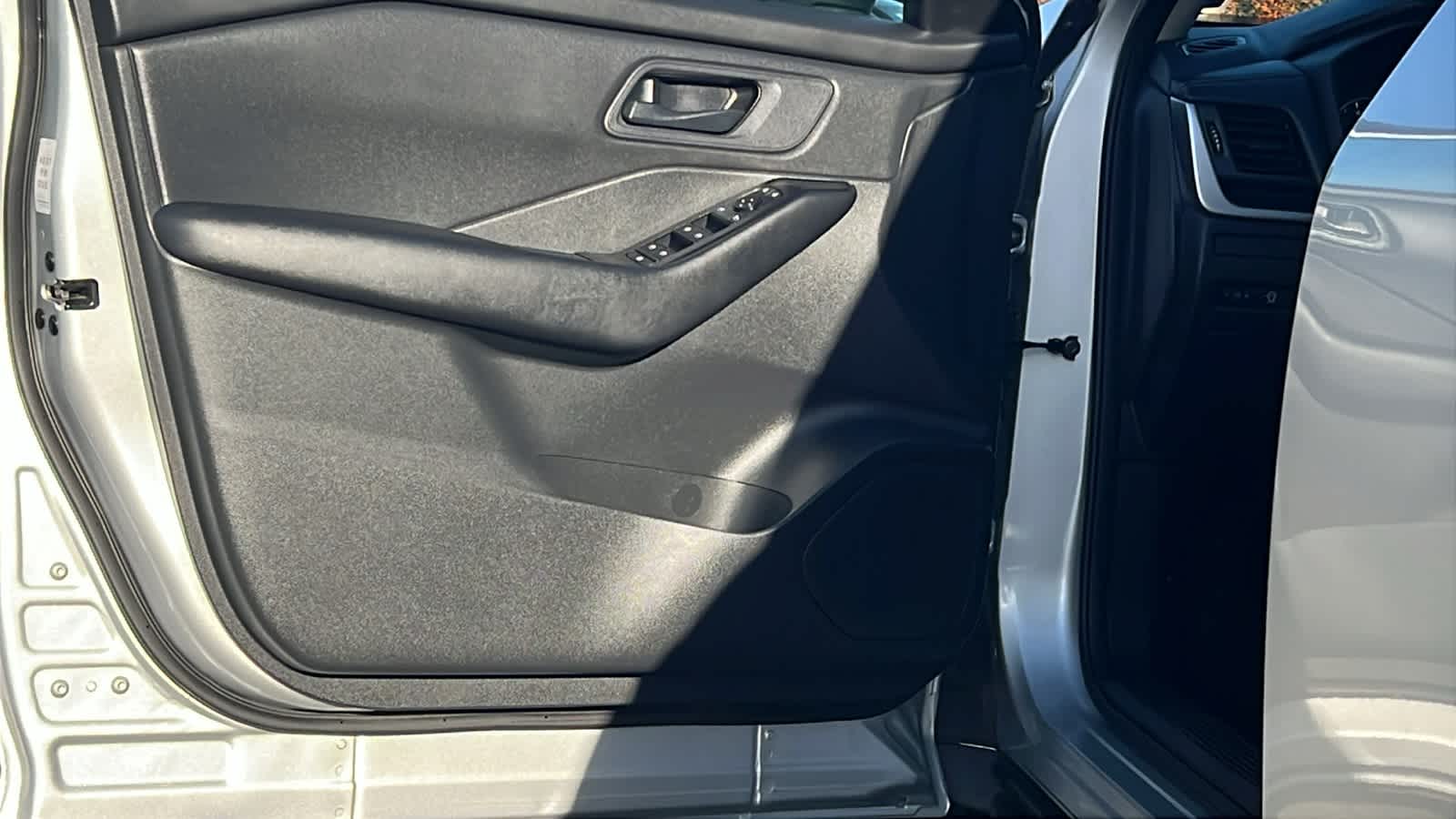 Thumbnail: 2024 Nissan Rogue - 23