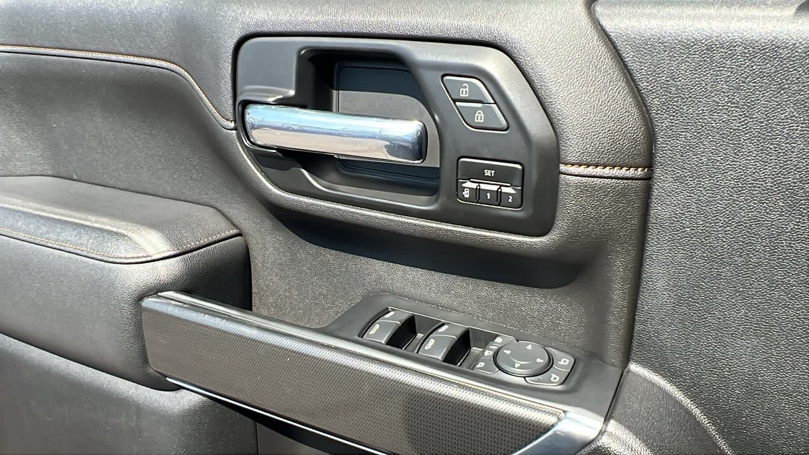 Thumbnail: 2022 GMC Sierra 2500 - 22