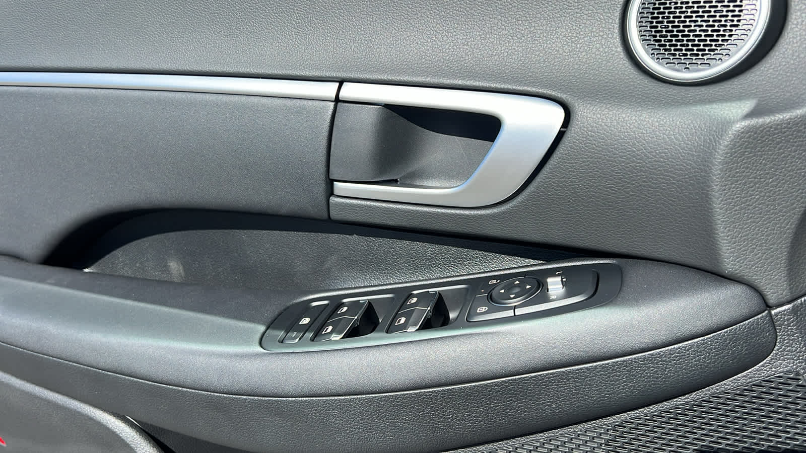 Thumbnail: 2026 Hyundai Sonata - 22