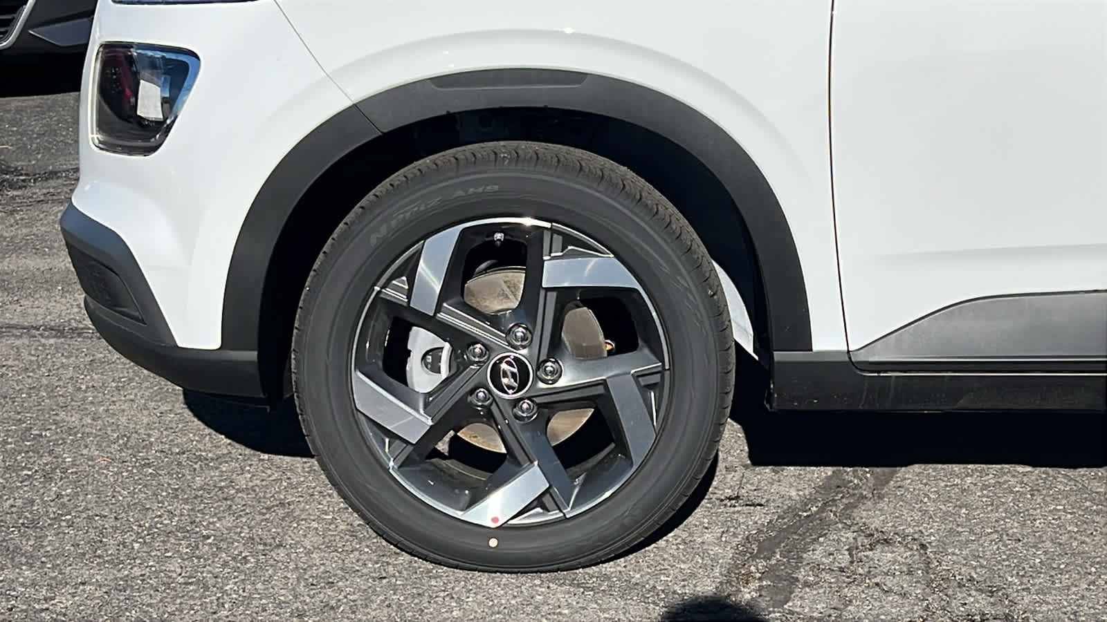 Thumbnail: 2026 Hyundai Venue - 9