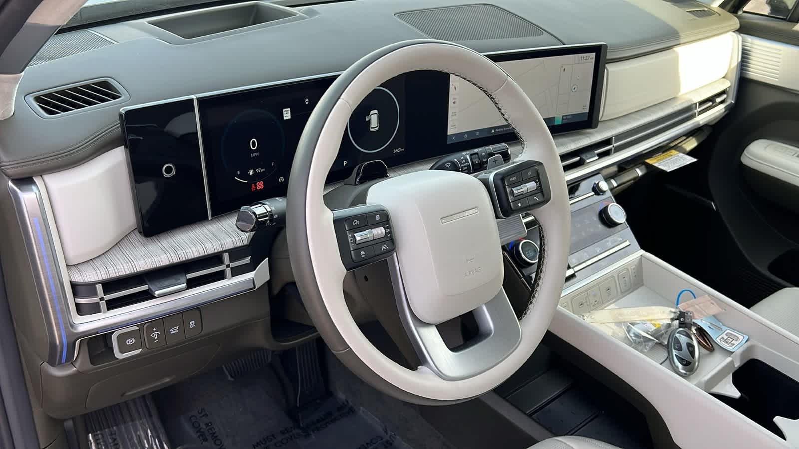 Thumbnail: 2025 Hyundai Santa Fe - 10