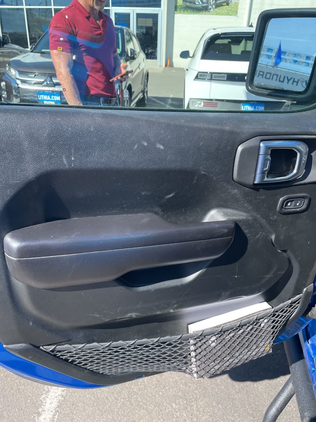 Thumbnail: 2021 Jeep Wrangler - 9