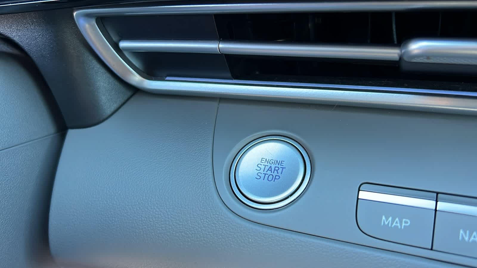 Thumbnail: 2024 Hyundai Elantra - 17