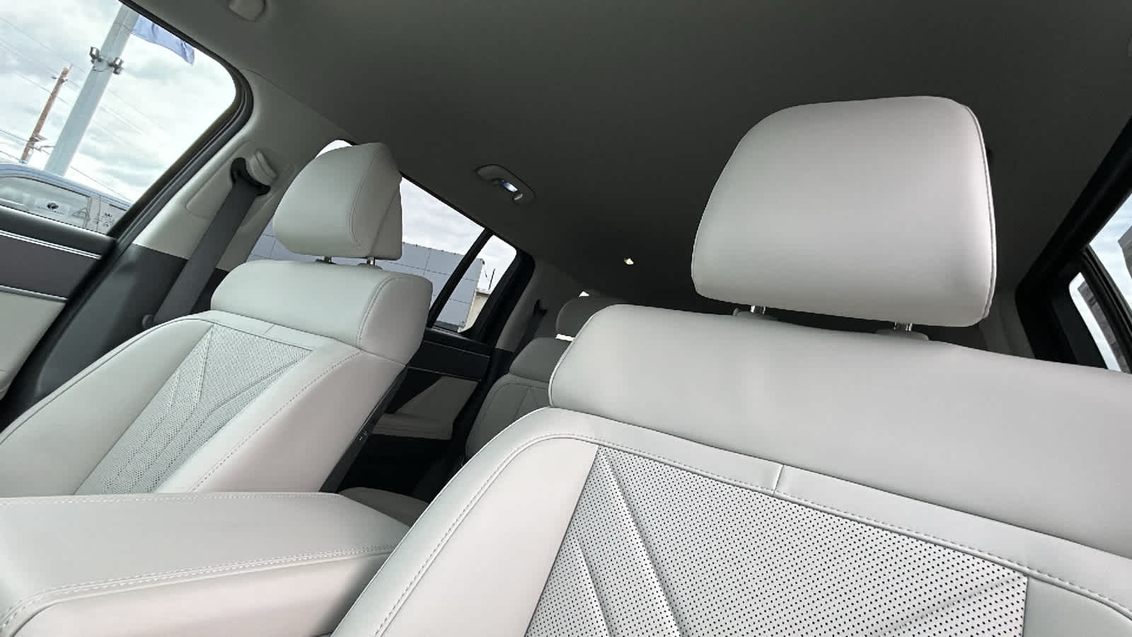 Thumbnail: 2026 Hyundai Santa Fe - 11