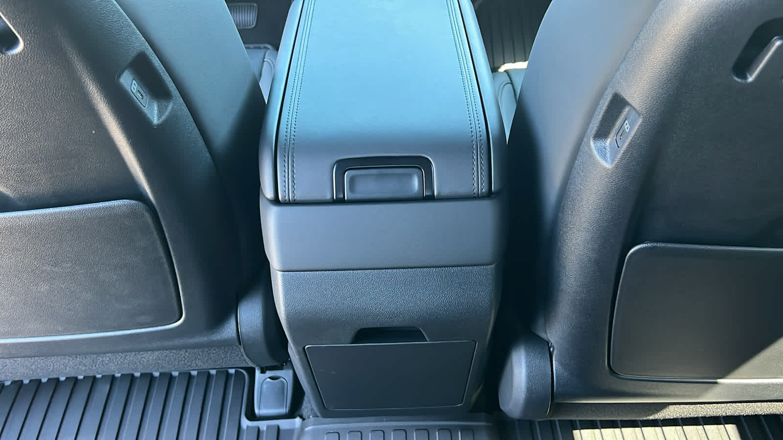 Thumbnail: 2026 Hyundai Santa Fe - 25