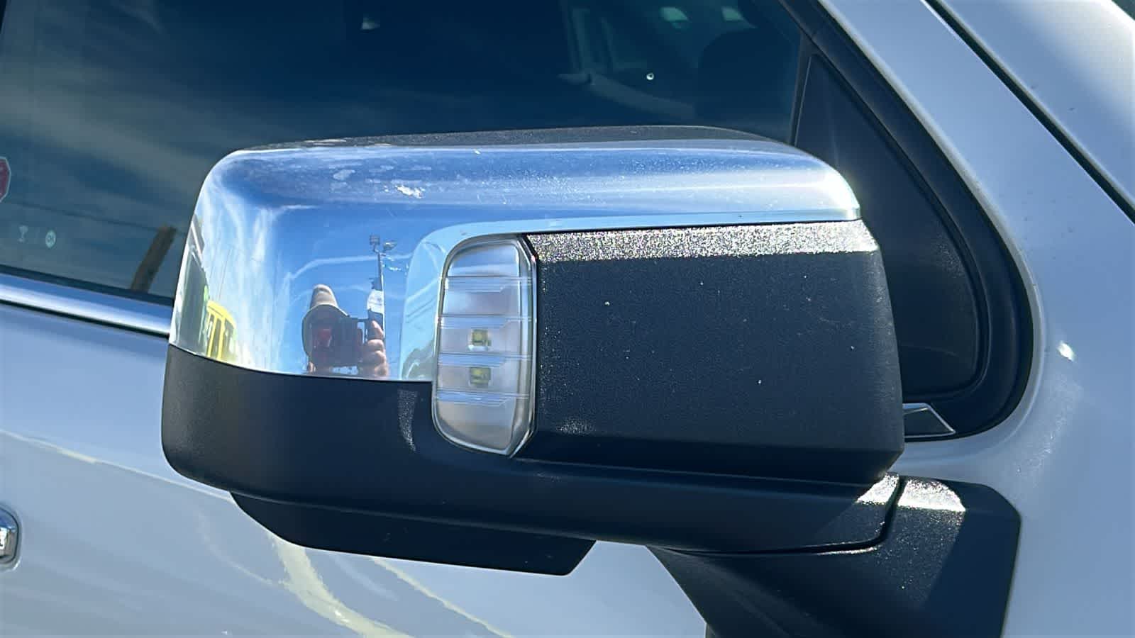 Thumbnail: 2024 Chevrolet Silverado 1500 - 18