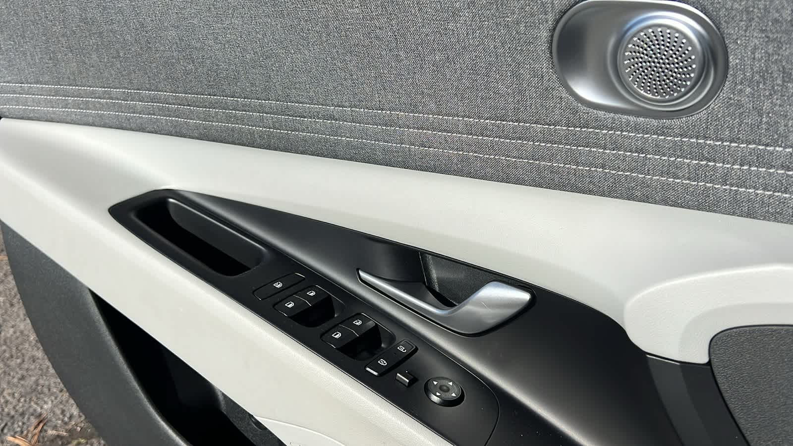 Thumbnail: 2025 Hyundai Elantra - 22