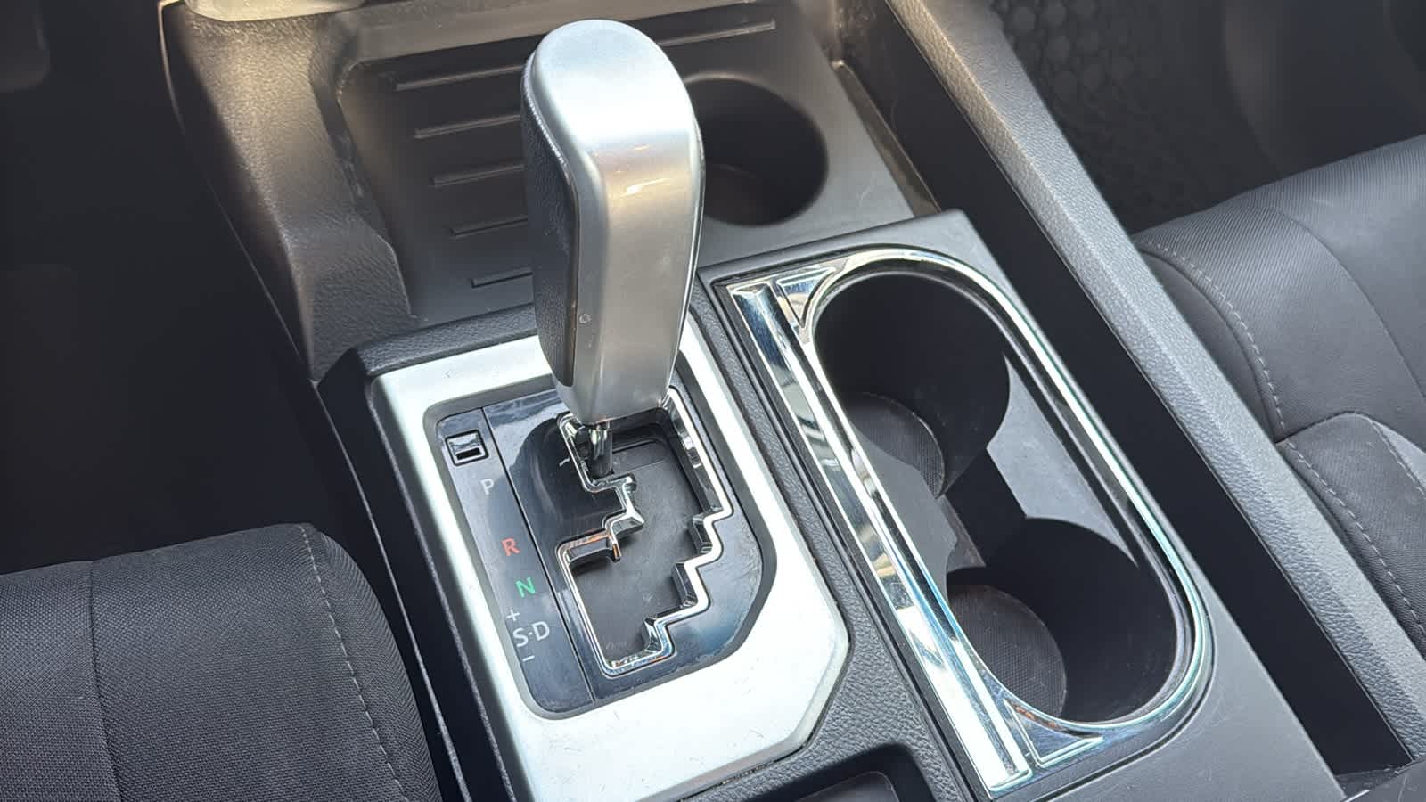 Thumbnail: 2014 Toyota Tundra - 13