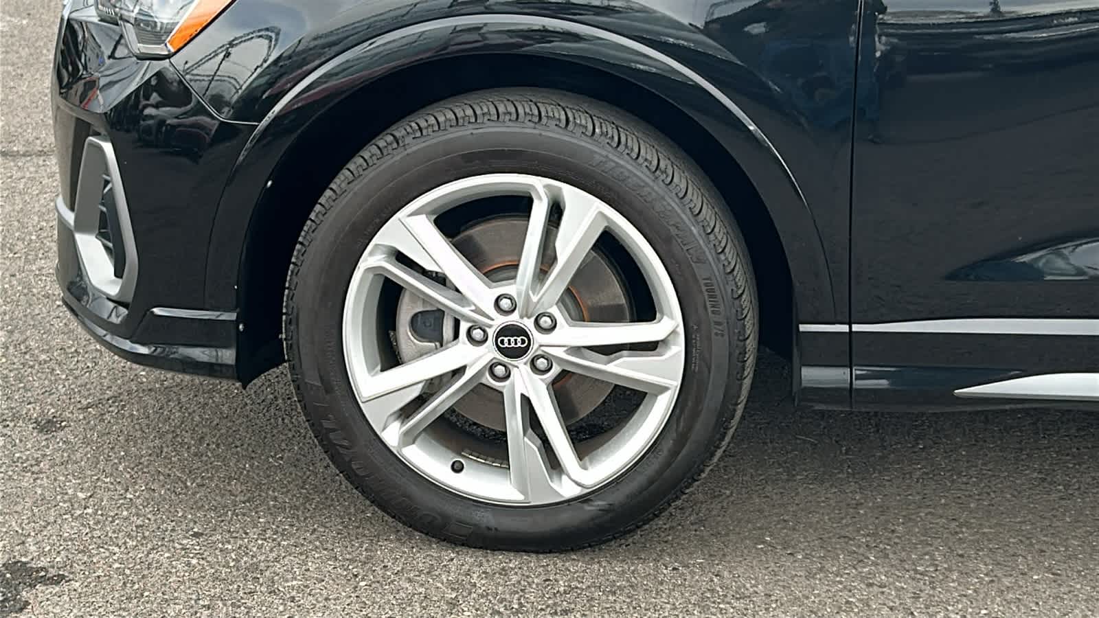 Thumbnail: 2022 Audi Q3 - 9