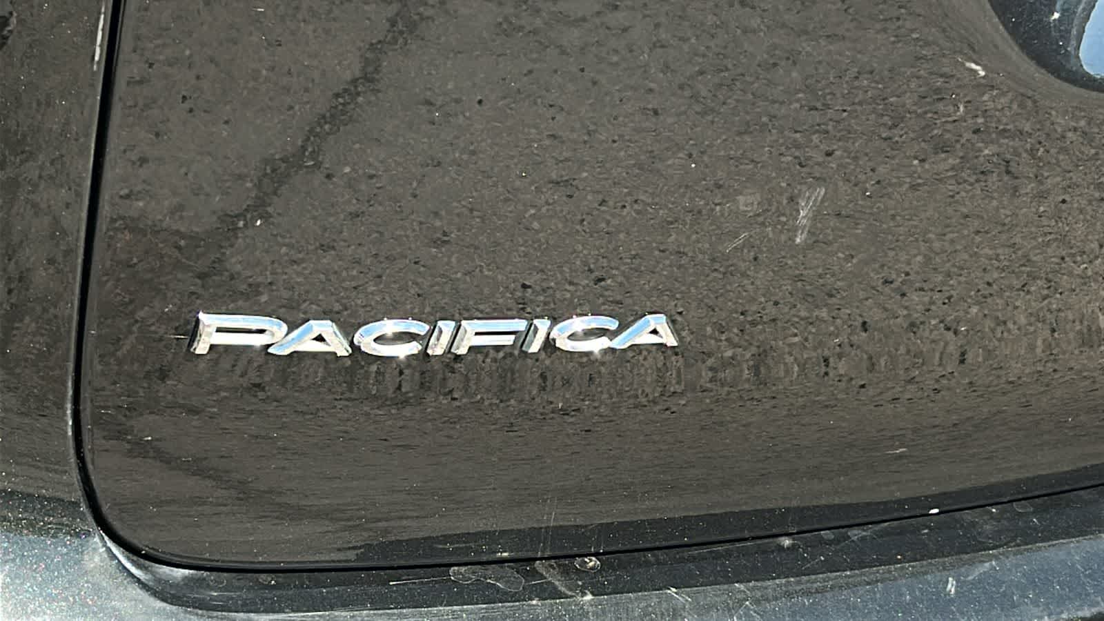 Thumbnail: 2023 Chrysler Pacifica - 28