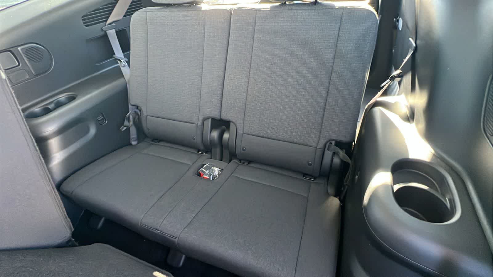 Thumbnail: 2026 Hyundai Ioniq - 31