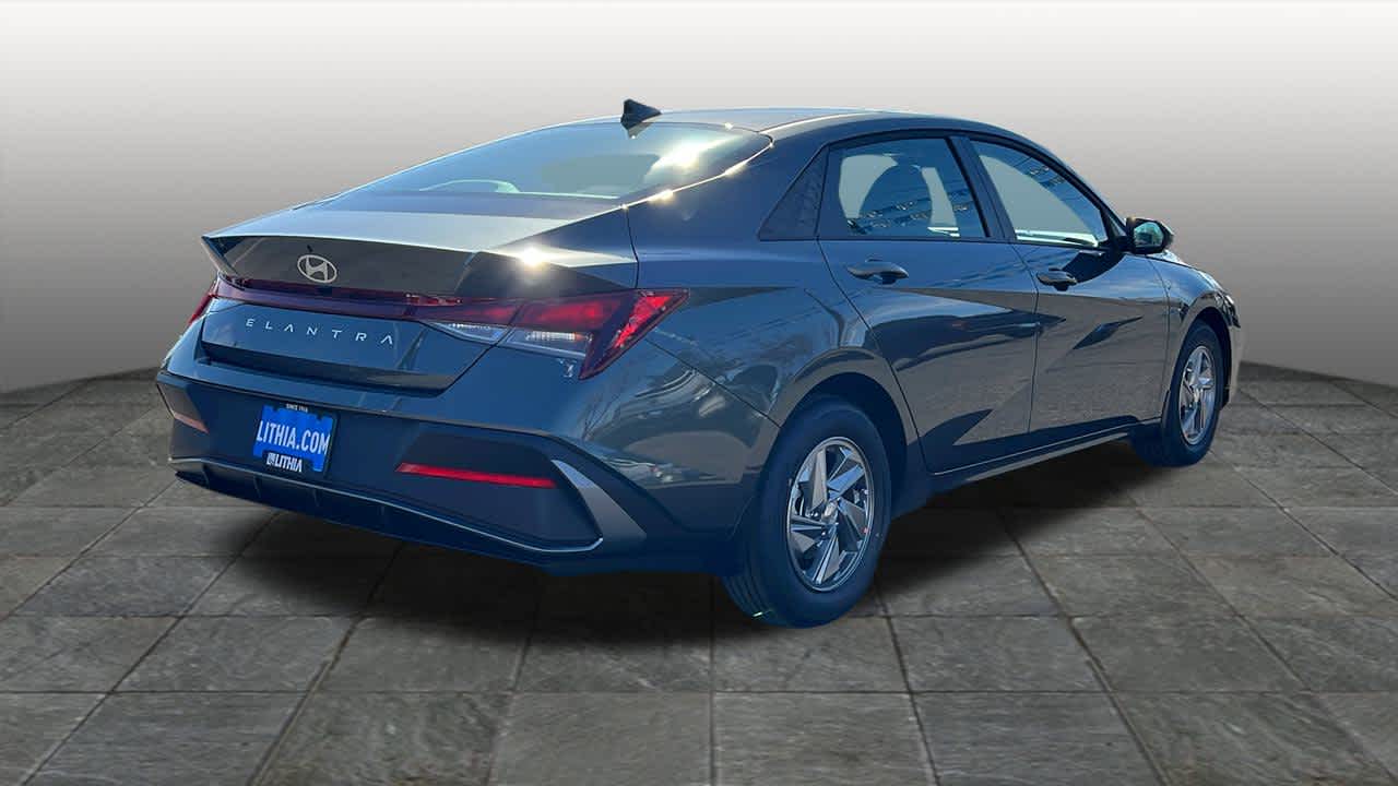 Thumbnail: 2026 Hyundai Elantra - 5