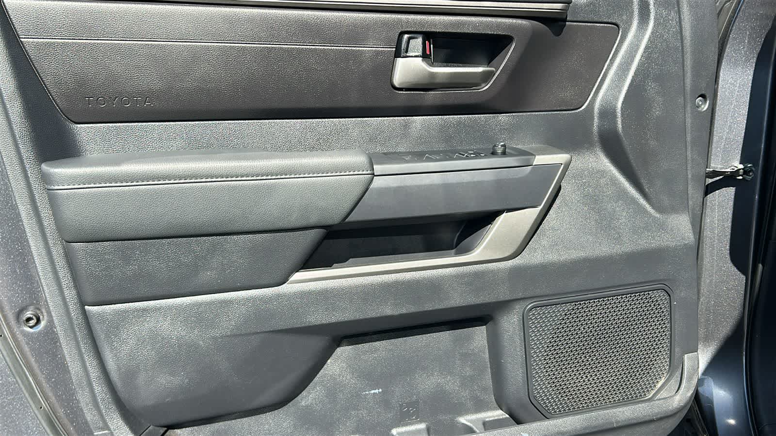 Thumbnail: 2023 Toyota Tundra - 23