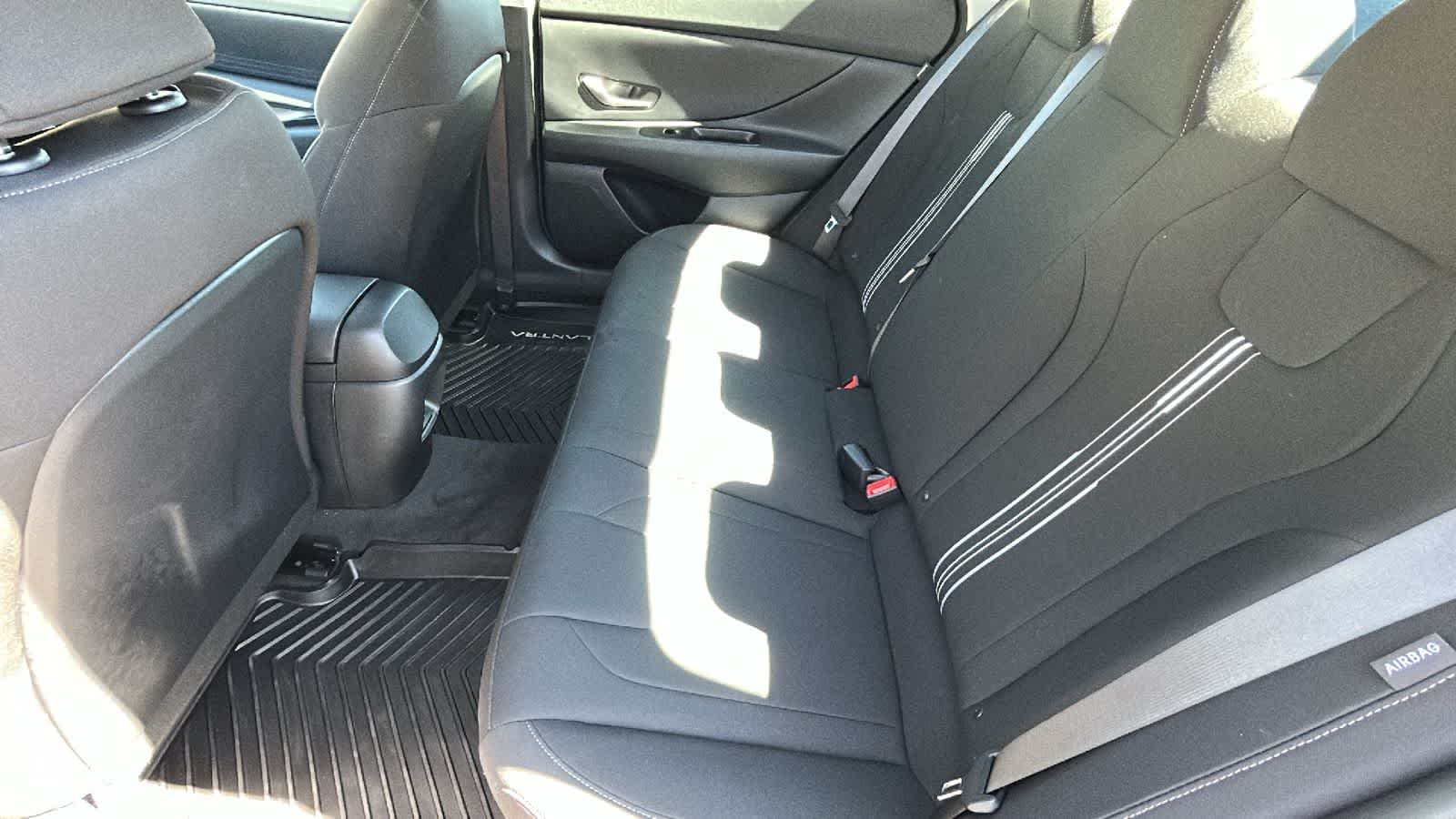 Thumbnail: 2026 Hyundai Elantra - 24