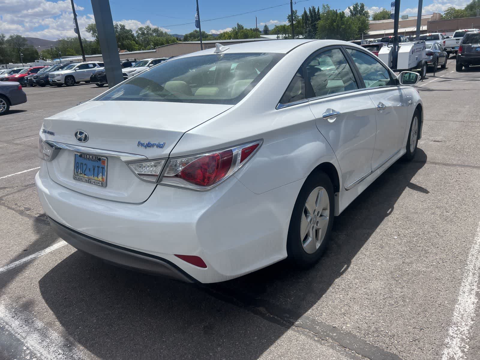 Thumbnail: 2012 Hyundai Sonata - 5