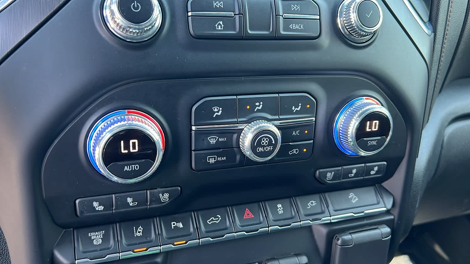 Thumbnail: 2022 GMC Sierra 2500 - 14