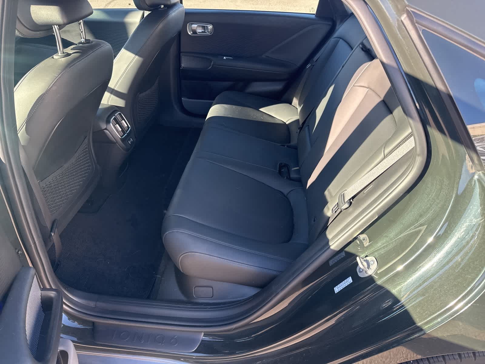 Thumbnail: 2023 Hyundai Ioniq 6 - 12